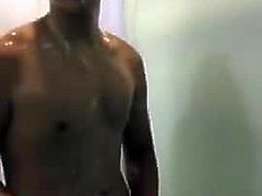 asian twink JO on cam in public showers (1'39'')
