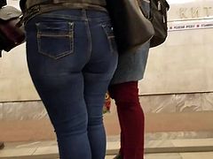 Young girl with big ass