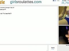 Teen Sticking her Brush in Pussy on Omegle