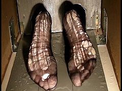 Bianca's wet feet torture 2014 part 11