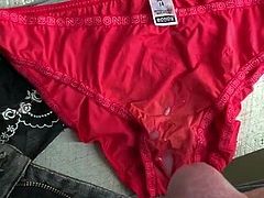 Cumming in 2 pairs of panties