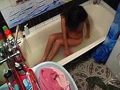 STP Just Enjoy This Gorgeous Asian Teen Playing In The Bath