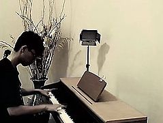 Guy fuck the piano