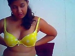 Sri lanka web cam fun ( cute girl )