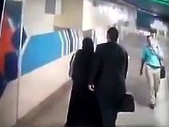 Hijab metro