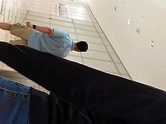 Pawg walkin in jeans at the mall nice hd shot