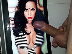 Katy Perry cum tribute