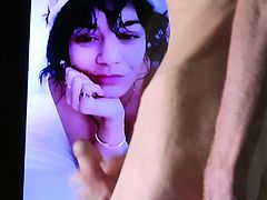 Masturbating for Goddess Vanessa Hudgens 2