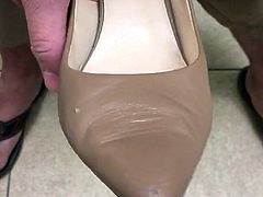 Cumming in a coworker's tan heel