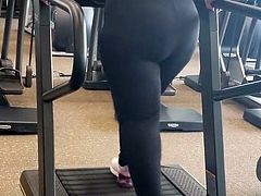 Candid Latina BBW in Gym Heavy Ass