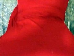 Disfrutando de mi esposa en su vestido rojo