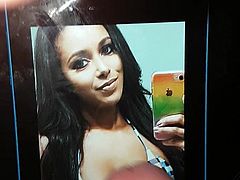 Brandi Rhodes cum tribute