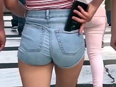 Sexy short shorts