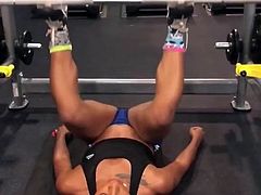 Gym Big Pussy Workout Smith Machine Open Legs