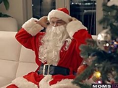 MomsTeachSex Santas Horny Helpers In Christmas Threesome S9E7