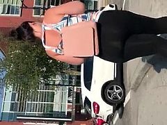 dream booty pawg on the street