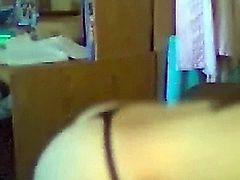 Filmo a mi novia bailando sexy y desvistiendose