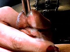 Pee Hole Stretching to Orgasm 20m