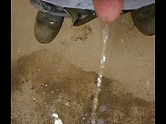 nice pissing man 2