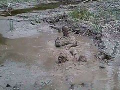 MAN IN MUD  - WAM, GUNGE, SPLOSH, MUDDY, WET AND MESSY