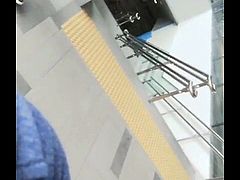 Asian upskirt in MRT