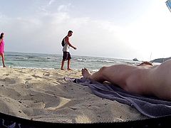 (Wo)men photograph nudist man - part 2