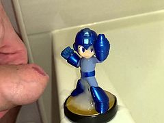 Hotlgue: Mega Man amiibo