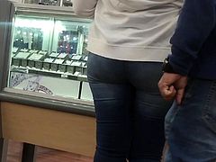 Mature Latina Hot Jeans Ass