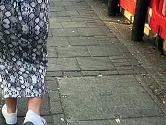 Ass jiggling in June 2019 North London (Turkish ass)