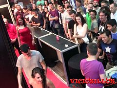 Nikki Lite blowjob on stage Salon erotico de Barcelona 2016