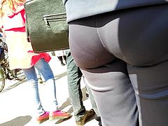 Juicy round hips milfs in tight sports pants 2