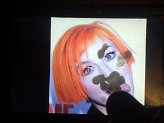 Hayley Williams Cum Tribute 3!  :3