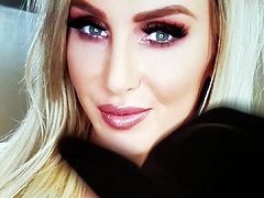 Charlotte Flair 6