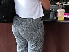 Nice Ass at dunkin