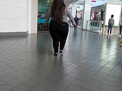 Short BBW with all fat ass and thick thighs in the mall