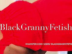 Huge Ass Black BBW Granny Upskirt