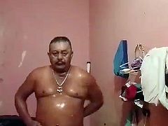 Maduro en ducha