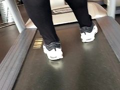 My Turkish big ass wife in gym in transparent leggings
