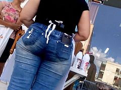 culona de jeans atolado