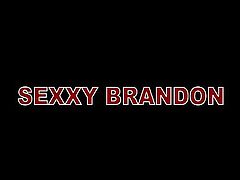Sexxy Brunette Amateur Babe