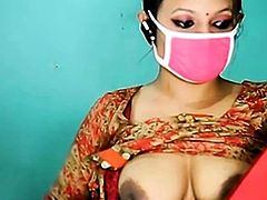 tamil bitc show boobs up her shalwar 432