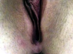 Amateur Close Up Squirting Masturbation