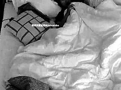 Horny fat arab housewife fingered on amateur hidden cam