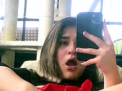 Amateur Webcam Teen Masturbates And Teases