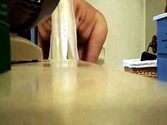 Hot amateur hidden cam