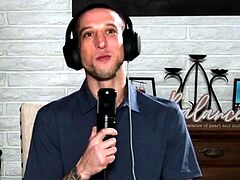 BellesaBlindDate E Alexa Chains And Cody PP